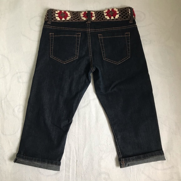 Bluenotes Jean Capris with a Crocheted Waistband - Picture 2 of 2